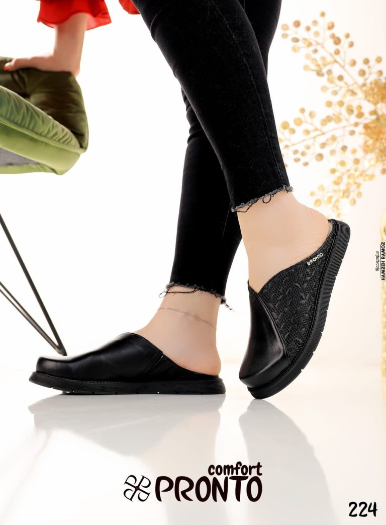 לירה בלום